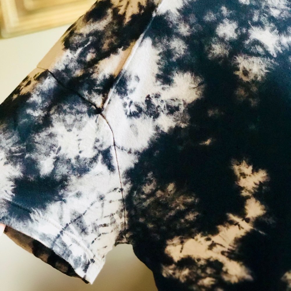 NEW! MONO B BLACK TIE DYE TUNIC SIZE SMALL - Picture 3 of 8